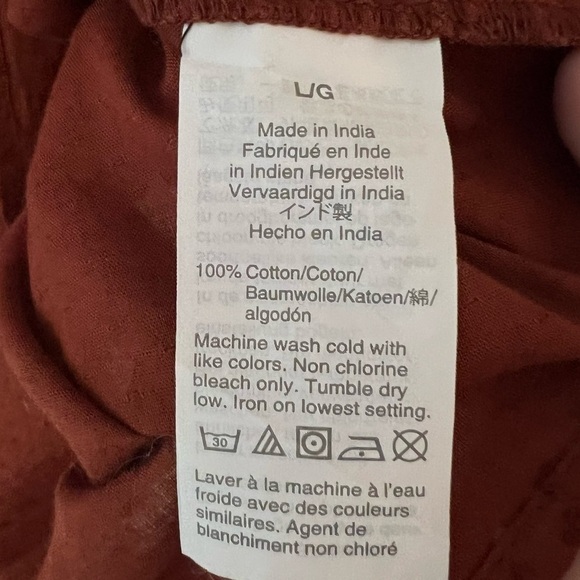 J. Crew Ruffle-trim V-neck Popover in Clip Dot Style AJ033 Size Large - Picture 10 of 11